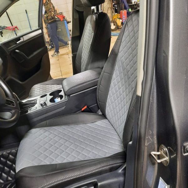 Чехлы Автопилот на Volkswagen Touareg 2 с 2011+